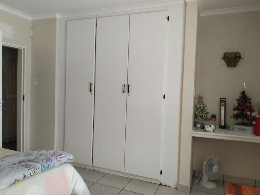 3 Bedroom Property for Sale in Greenhills Gauteng