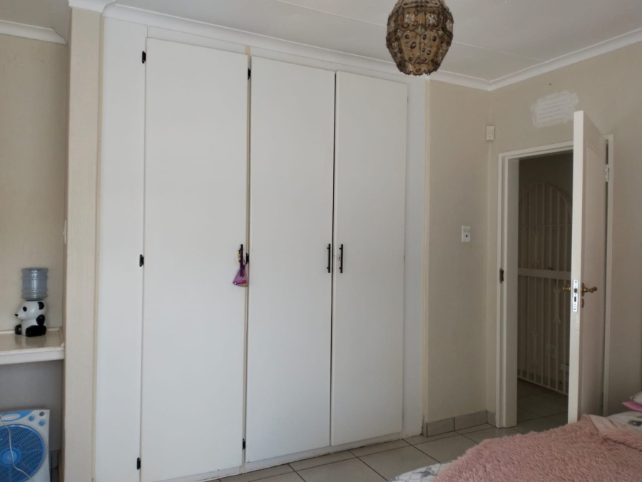 3 Bedroom Property for Sale in Greenhills Gauteng