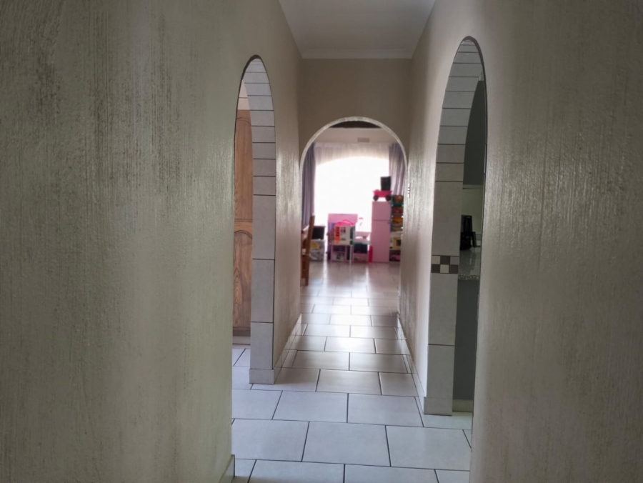 3 Bedroom Property for Sale in Greenhills Gauteng