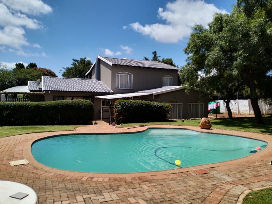 3 Bedroom Property for Sale in Greenhills Gauteng