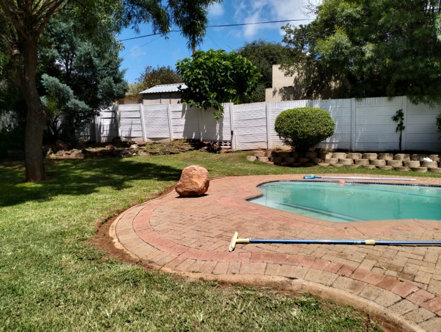 3 Bedroom Property for Sale in Greenhills Gauteng