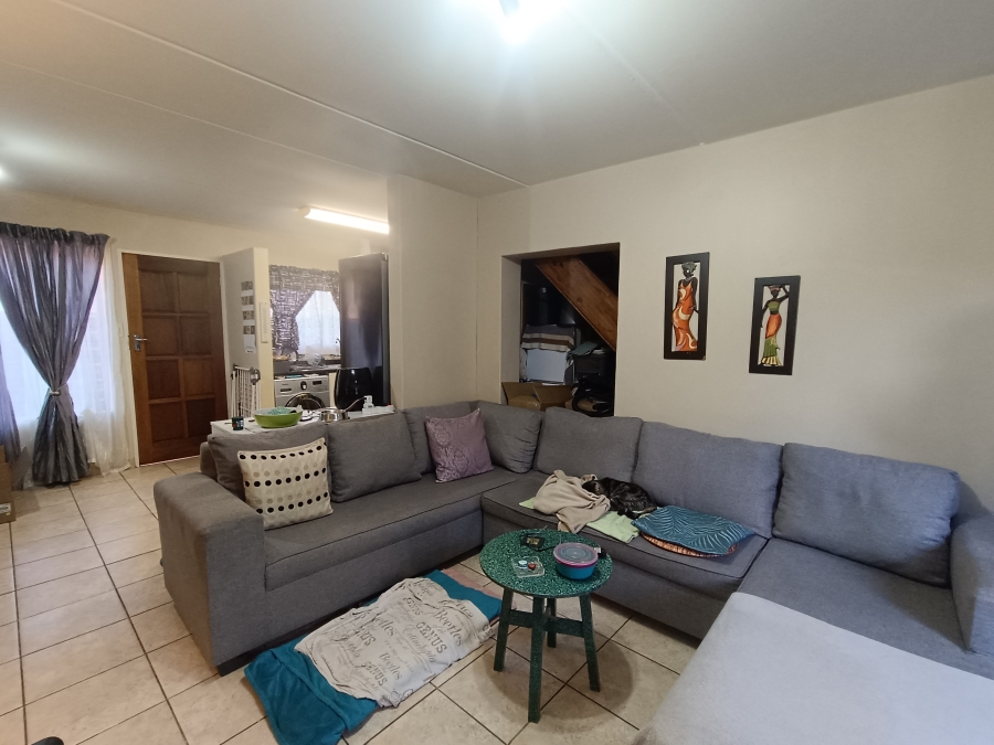 2 Bedroom Property for Sale in Zwartkop Gauteng