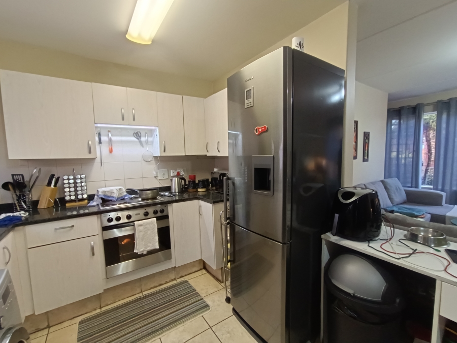 2 Bedroom Property for Sale in Zwartkop Gauteng