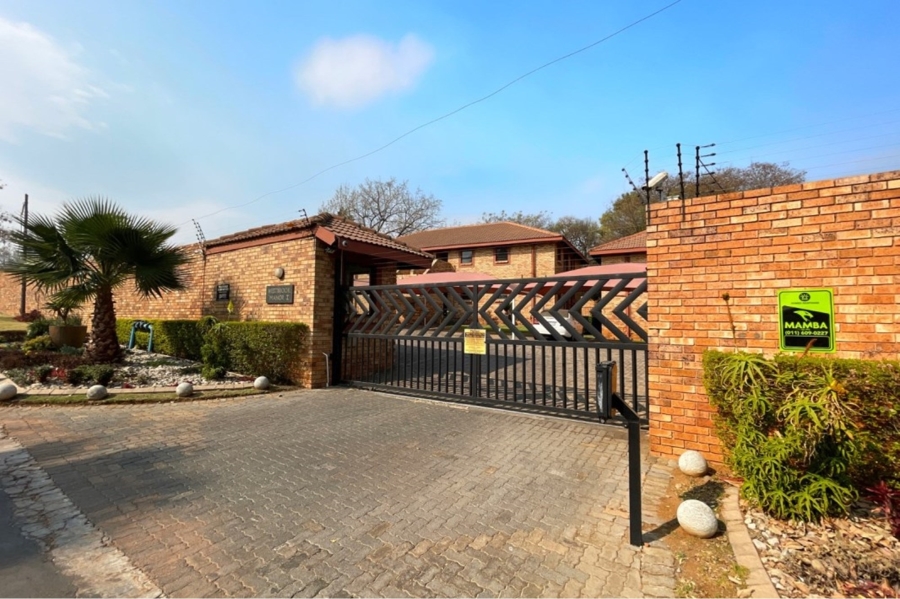 2 Bedroom Property for Sale in Bedfordview Gauteng
