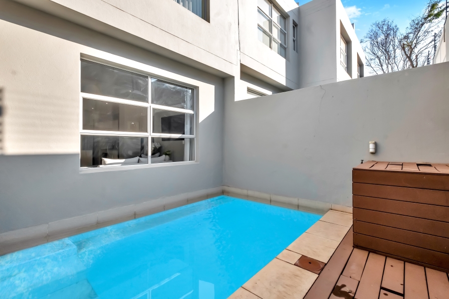 3 Bedroom Property for Sale in Atholl Gauteng
