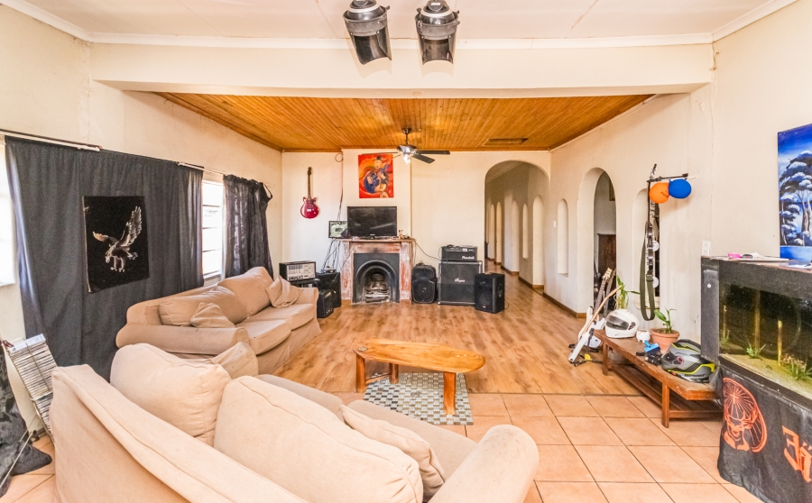 5 Bedroom Property for Sale in Krugersdorp West Gauteng