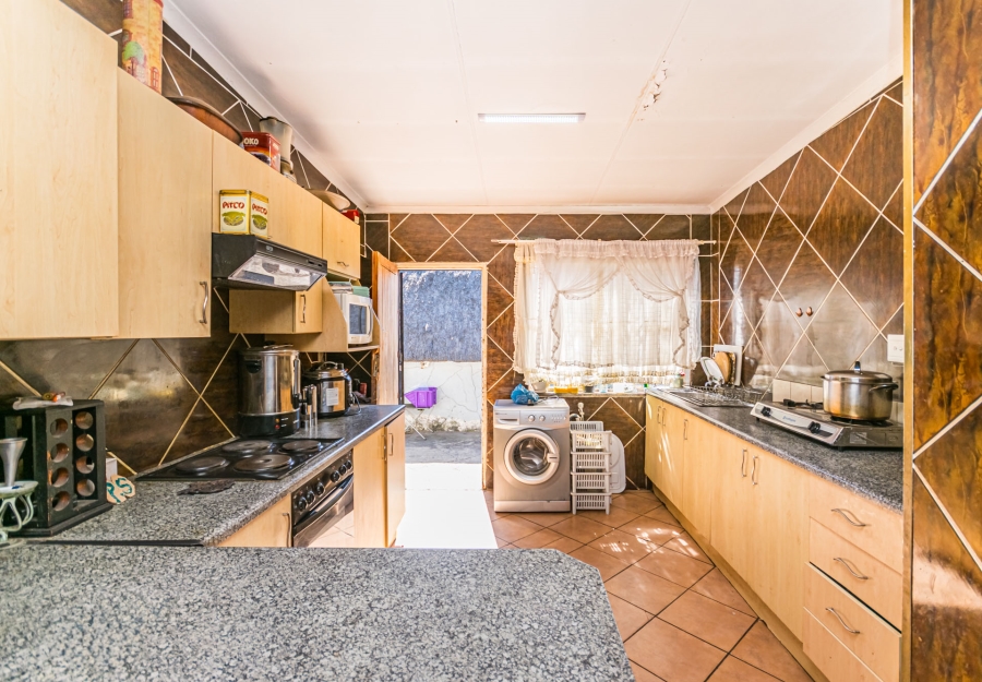 5 Bedroom Property for Sale in Krugersdorp West Gauteng