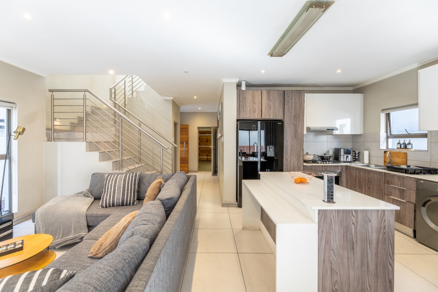 3 Bedroom Property for Sale in Bryanston Gauteng