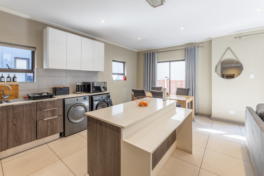 3 Bedroom Property for Sale in Bryanston Gauteng