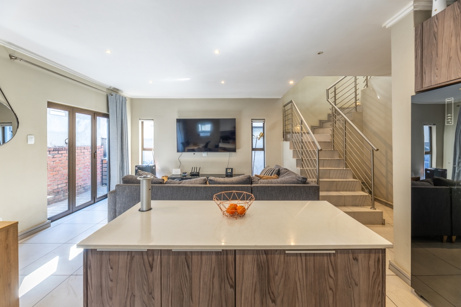 3 Bedroom Property for Sale in Bryanston Gauteng