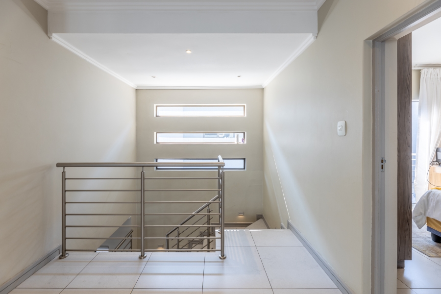 3 Bedroom Property for Sale in Bryanston Gauteng