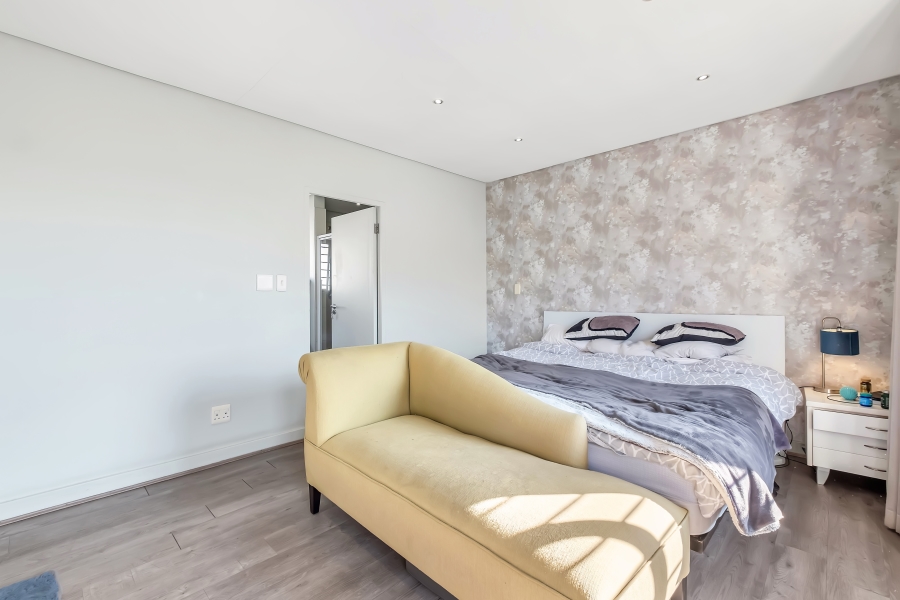 3 Bedroom Property for Sale in Wendywood Gauteng