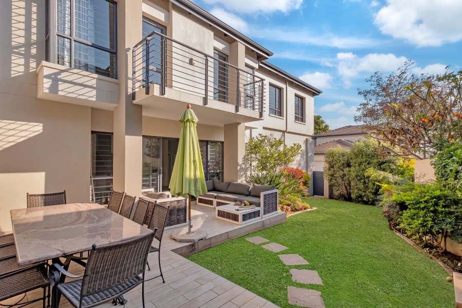 3 Bedroom Property for Sale in Wendywood Gauteng