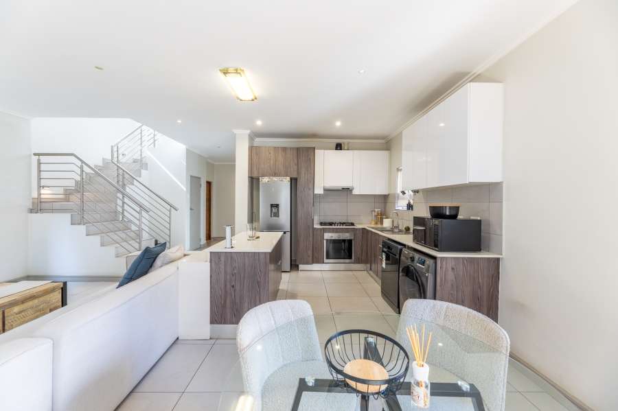 3 Bedroom Property for Sale in Bryanston Gauteng