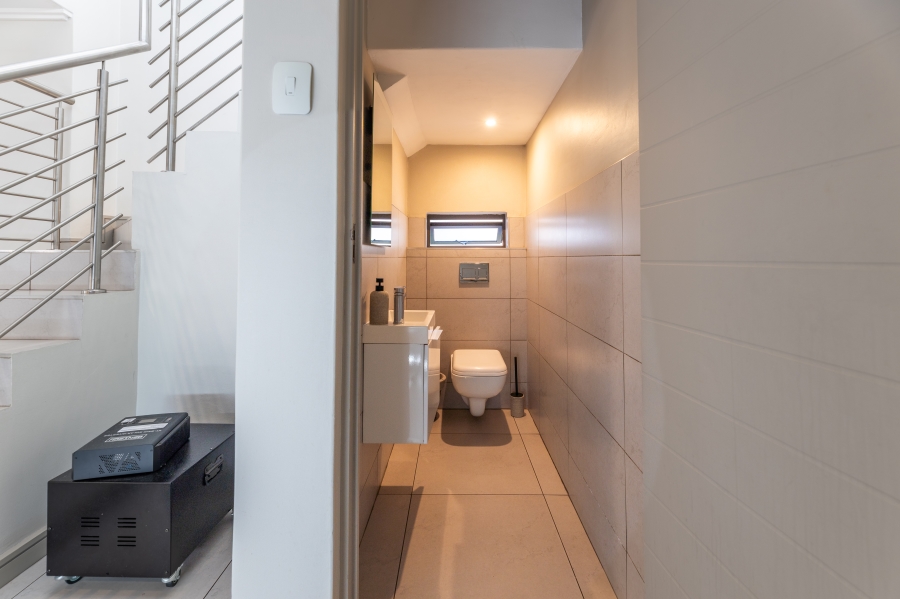 3 Bedroom Property for Sale in Bryanston Gauteng