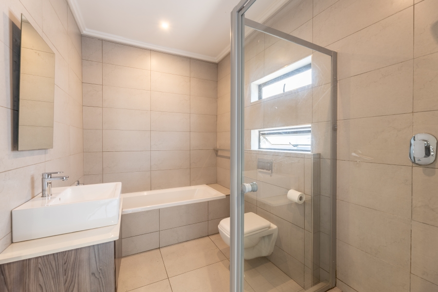 3 Bedroom Property for Sale in Bryanston Gauteng