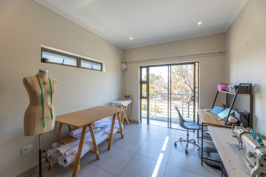 3 Bedroom Property for Sale in Bryanston Gauteng