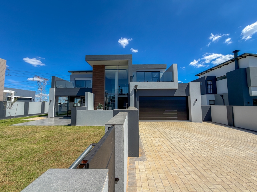 4 Bedroom Property for Sale in Midstream Heights Gauteng
