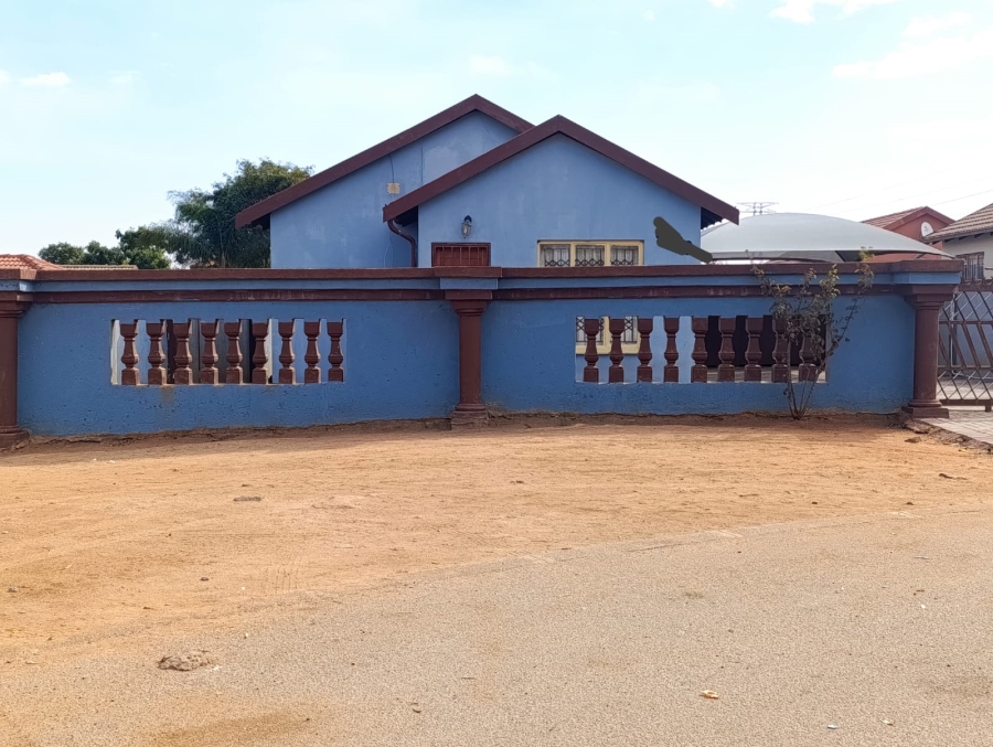 3 Bedroom Property for Sale in Soshanguve East Gauteng