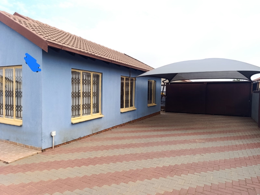 3 Bedroom Property for Sale in Soshanguve East Gauteng