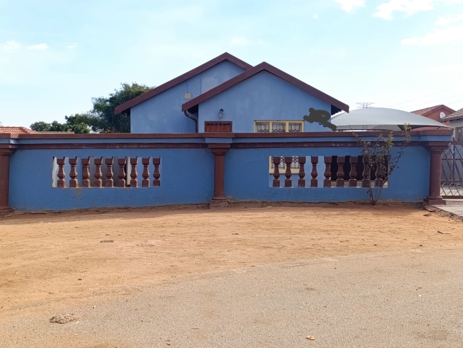 3 Bedroom Property for Sale in Soshanguve East Gauteng