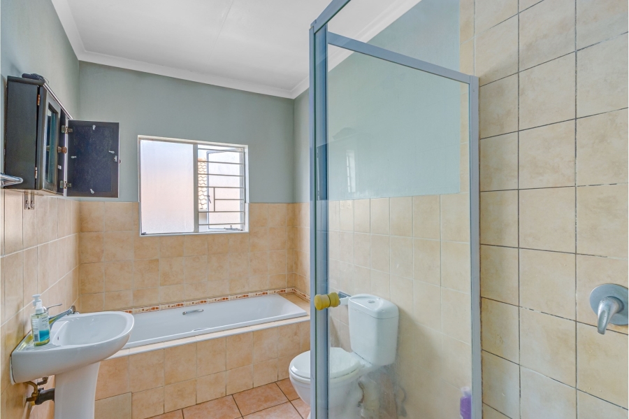3 Bedroom Property for Sale in North Riding Gauteng