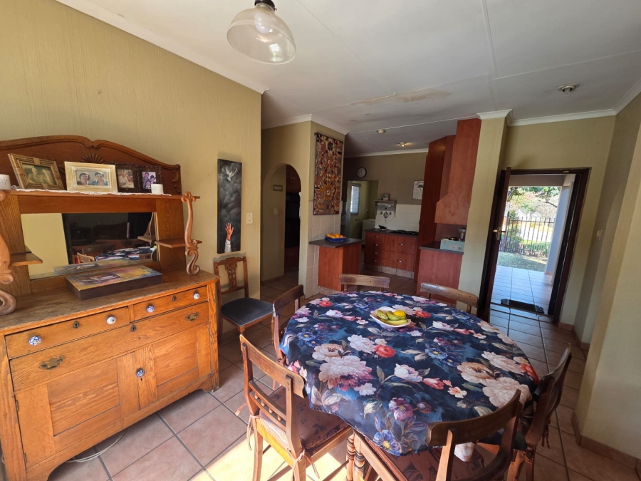 3 Bedroom Property for Sale in Rooihuiskraal Gauteng