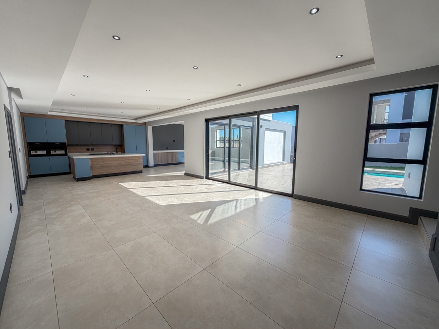 4 Bedroom Property for Sale in Midstream Heights Gauteng