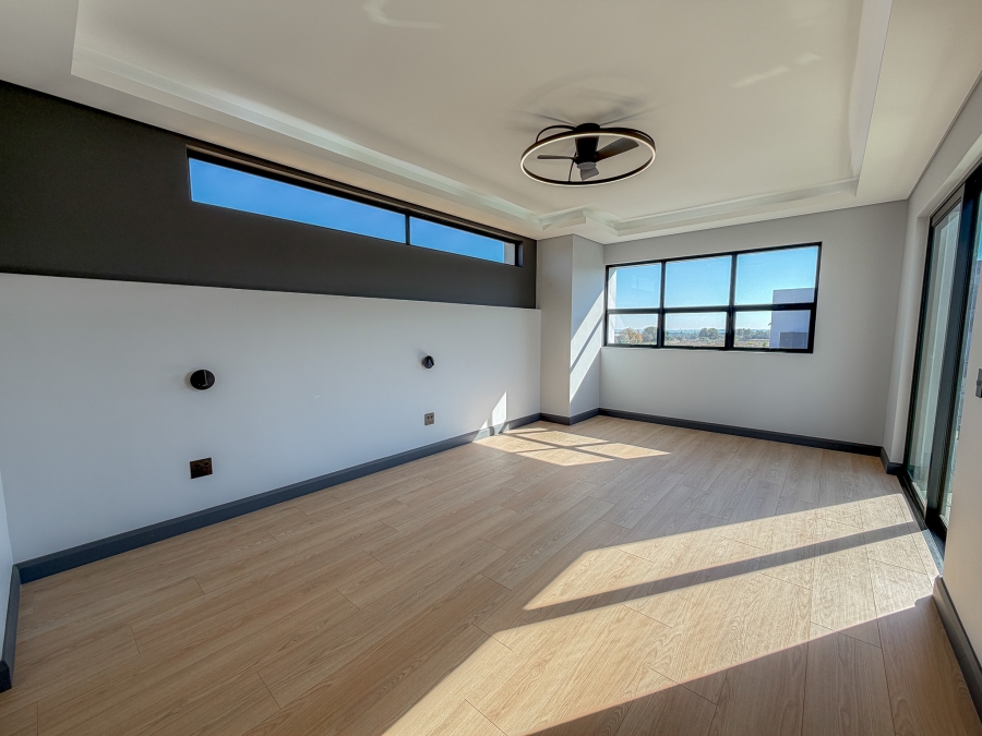 4 Bedroom Property for Sale in Midstream Heights Gauteng