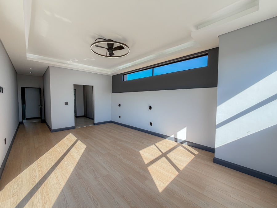 4 Bedroom Property for Sale in Midstream Heights Gauteng