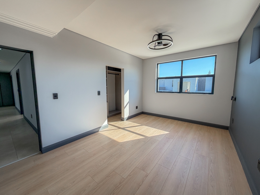 4 Bedroom Property for Sale in Midstream Heights Gauteng