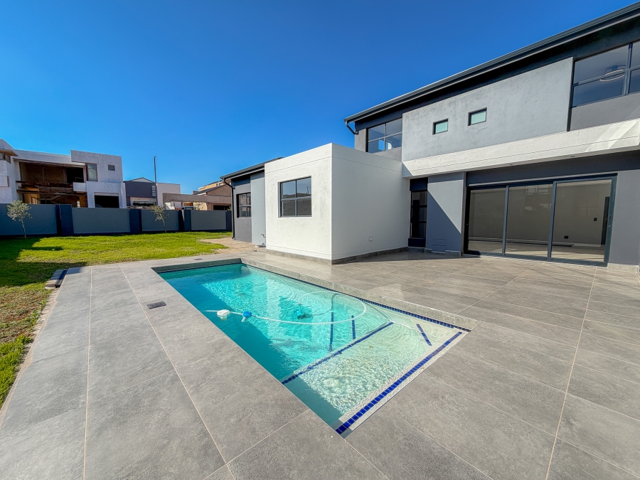 4 Bedroom Property for Sale in Midstream Heights Gauteng