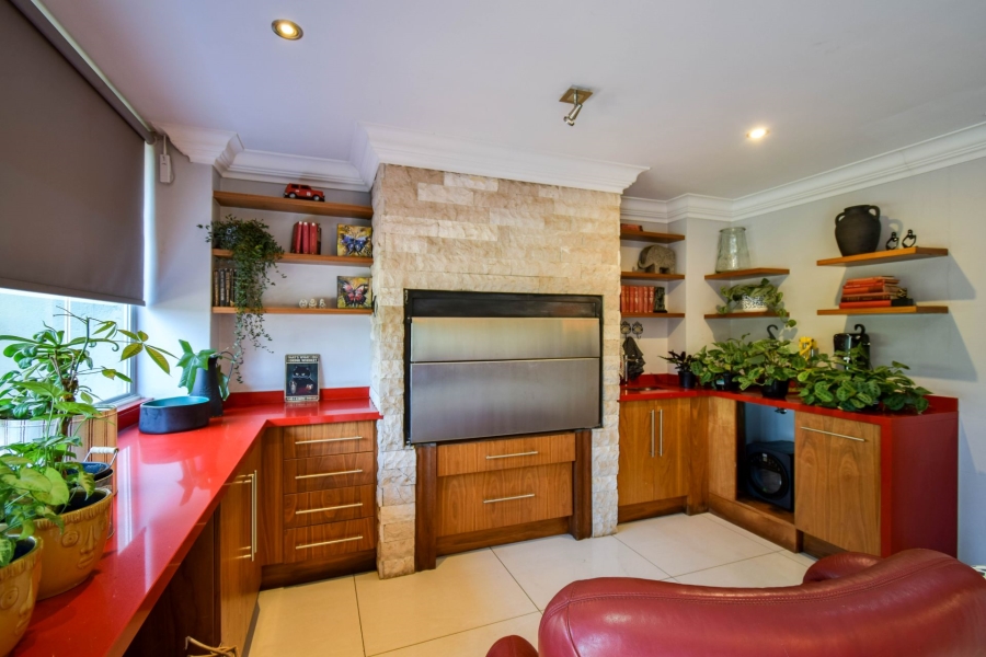 4 Bedroom Property for Sale in Midstream Estate Gauteng
