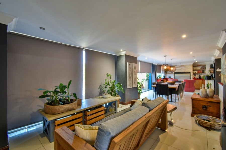 4 Bedroom Property for Sale in Midstream Estate Gauteng