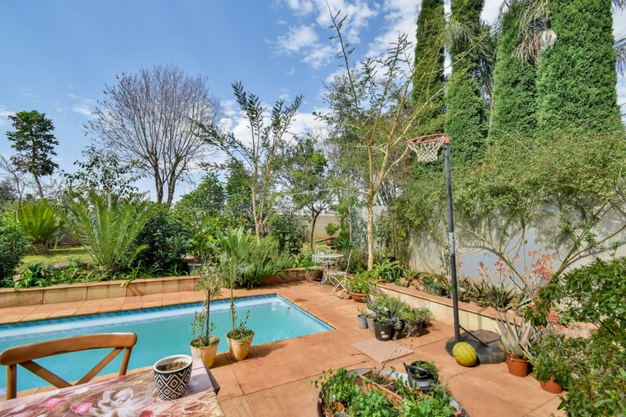 4 Bedroom Property for Sale in Midstream Estate Gauteng