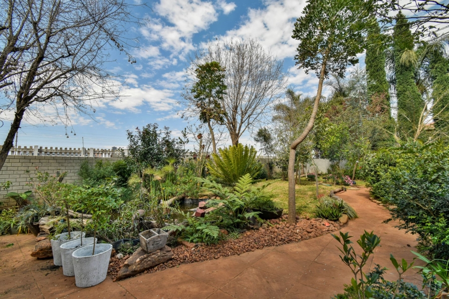 4 Bedroom Property for Sale in Midstream Estate Gauteng