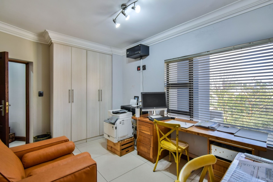 4 Bedroom Property for Sale in Midstream Estate Gauteng
