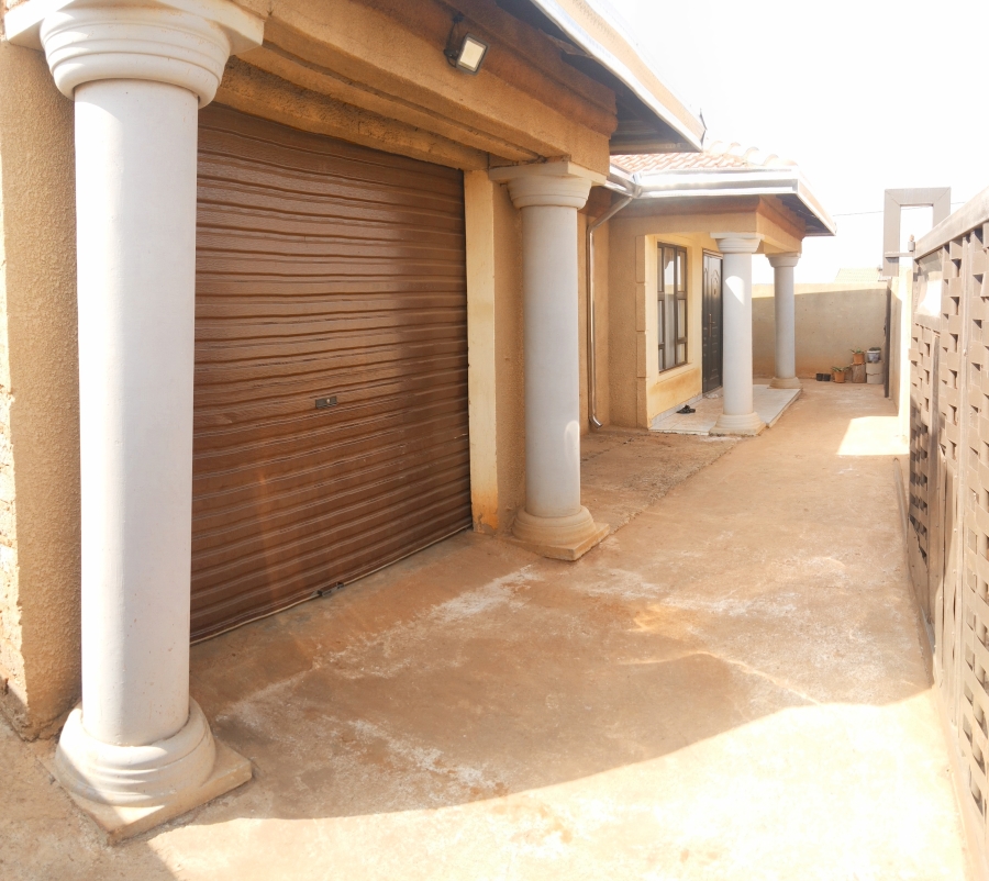 3 Bedroom Property for Sale in Villa Liza Gauteng