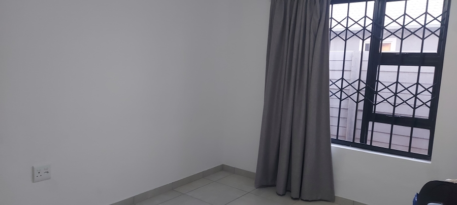 To Let 3 Bedroom Property for Rent in Cloverdene Gauteng