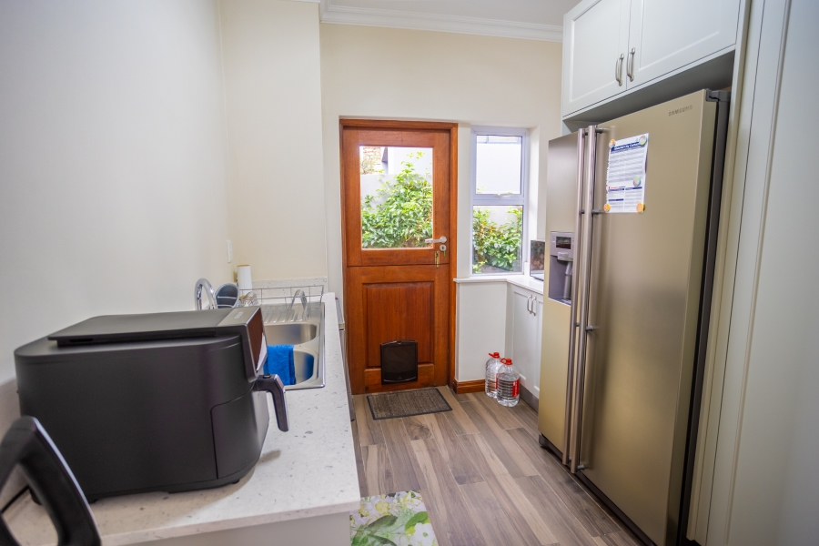 To Let 3 Bedroom Property for Rent in Waterfall Country Village Gauteng