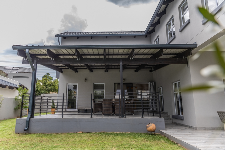 To Let 3 Bedroom Property for Rent in Waterfall Country Village Gauteng