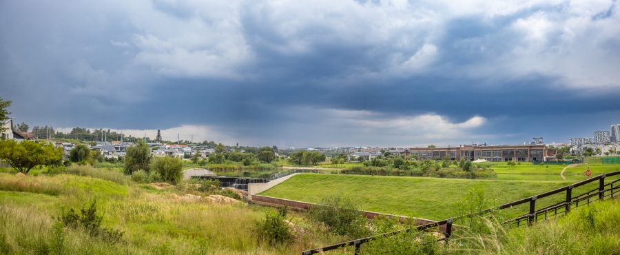 To Let 3 Bedroom Property for Rent in Waterfall Country Village Gauteng
