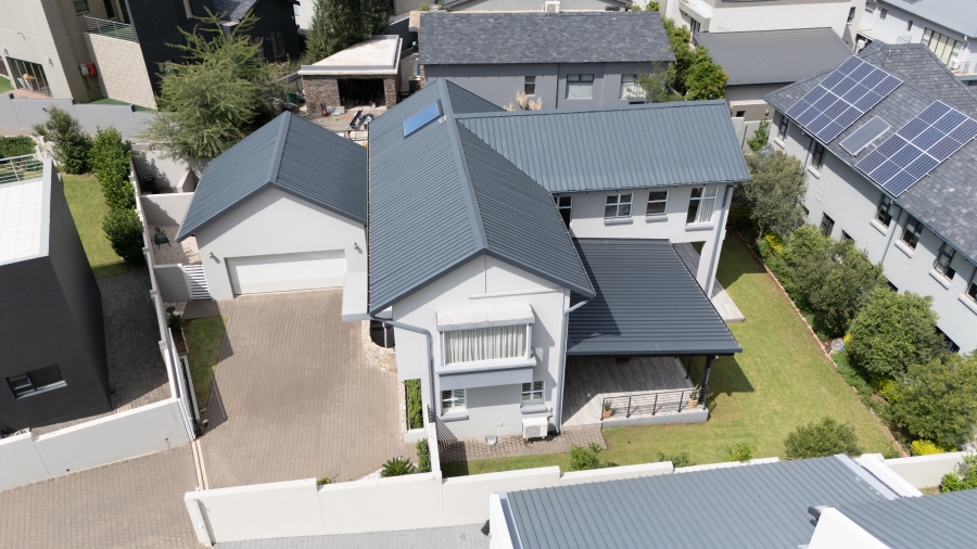 To Let 3 Bedroom Property for Rent in Waterfall Country Village Gauteng