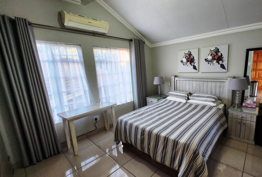 5 Bedroom Property for Sale in Eldoraigne Gauteng