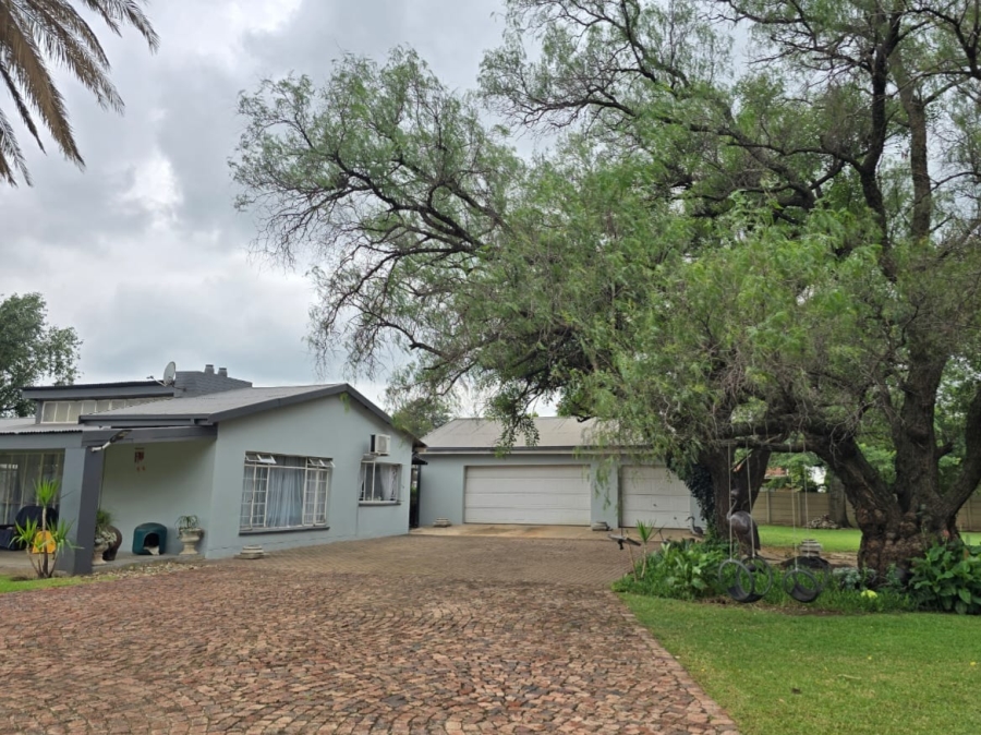 3 Bedroom Property for Sale in Rosashof Gauteng