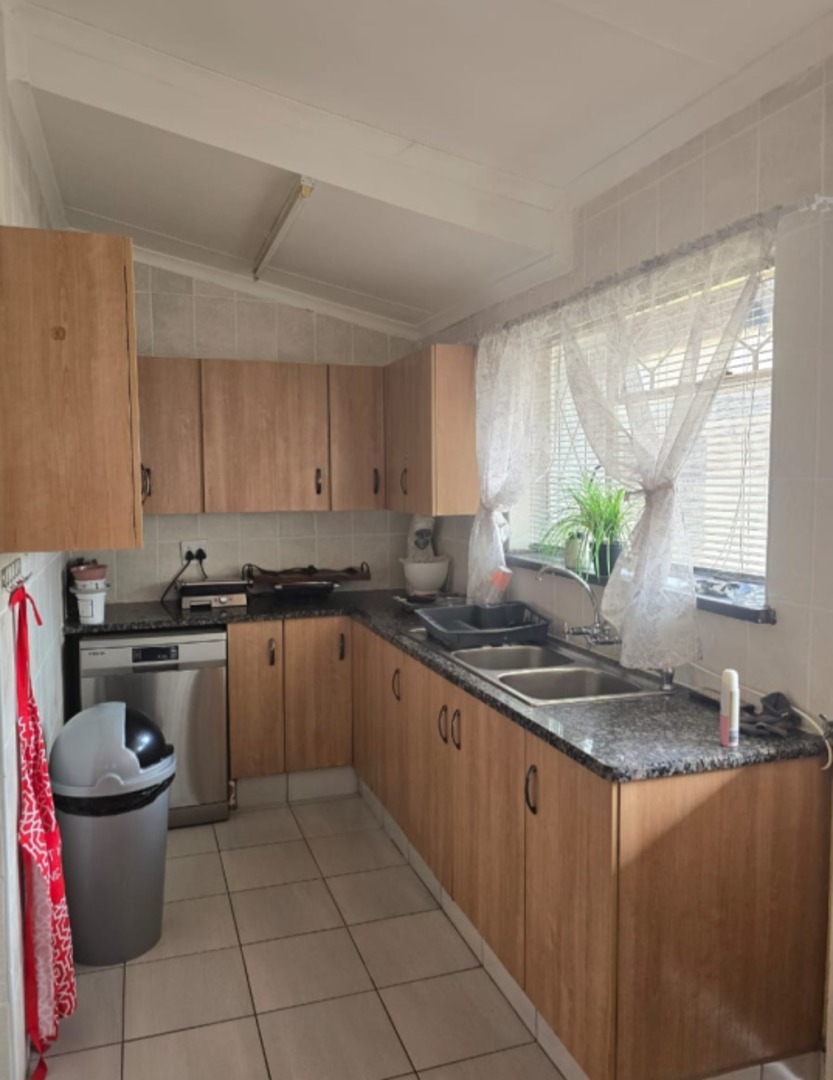 3 Bedroom Property for Sale in Rosashof Gauteng