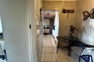 4 Bedroom Property for Sale in General Albertspark Gauteng