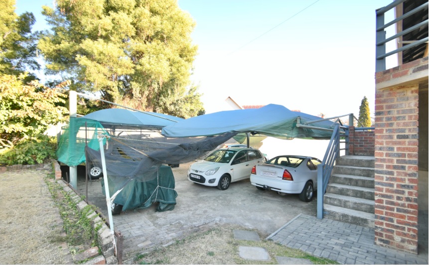 2 Bedroom Property for Sale in Essexwold Gauteng