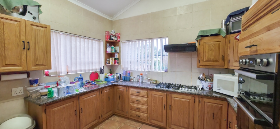 4 Bedroom Property for Sale in Garsfontein Gauteng