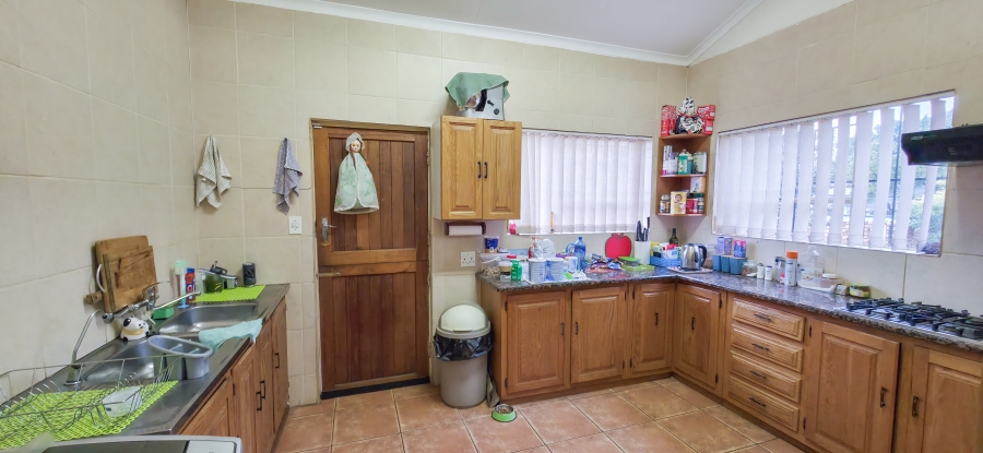 4 Bedroom Property for Sale in Garsfontein Gauteng